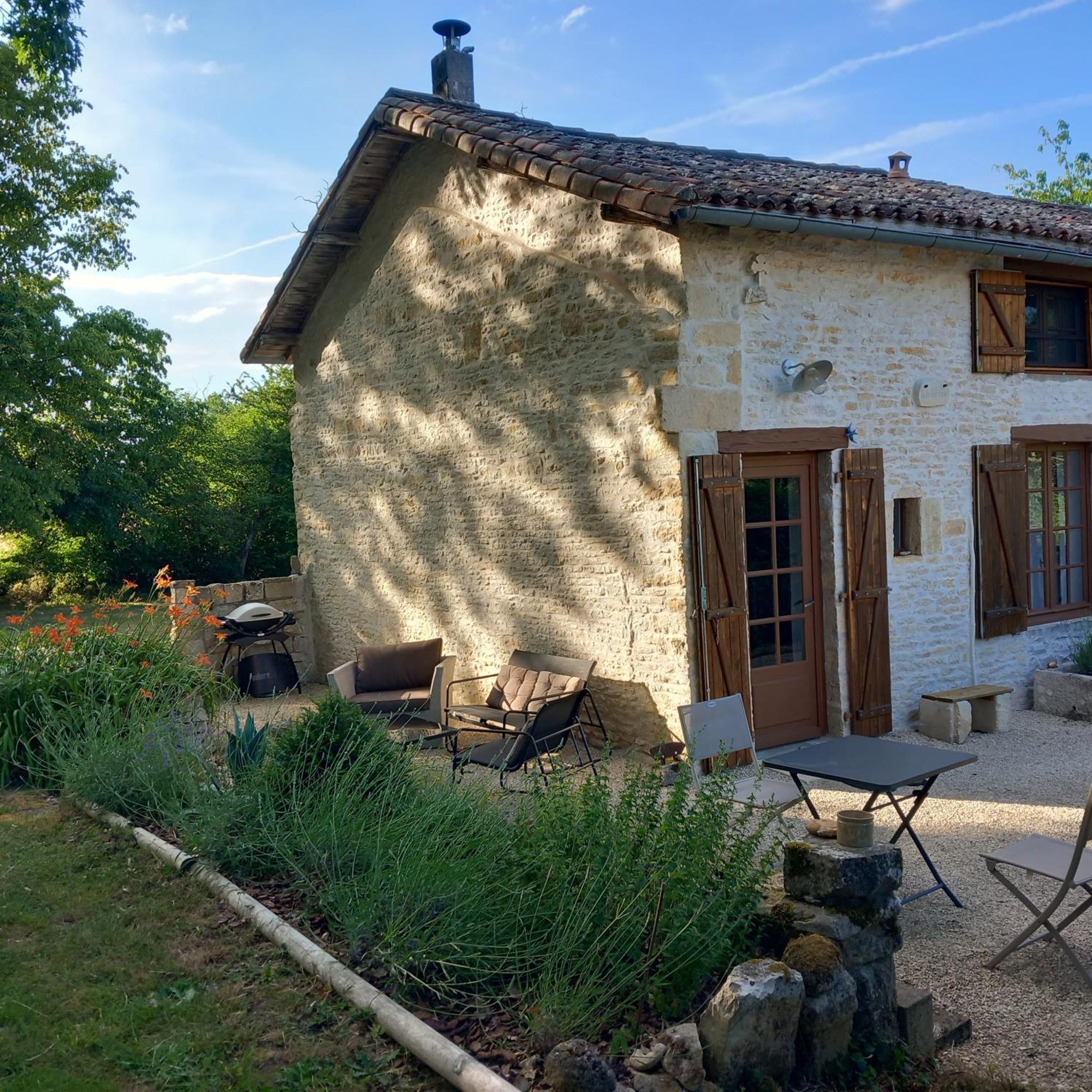 La Petite Bellarderie Villa Champniers  Exteriör bild